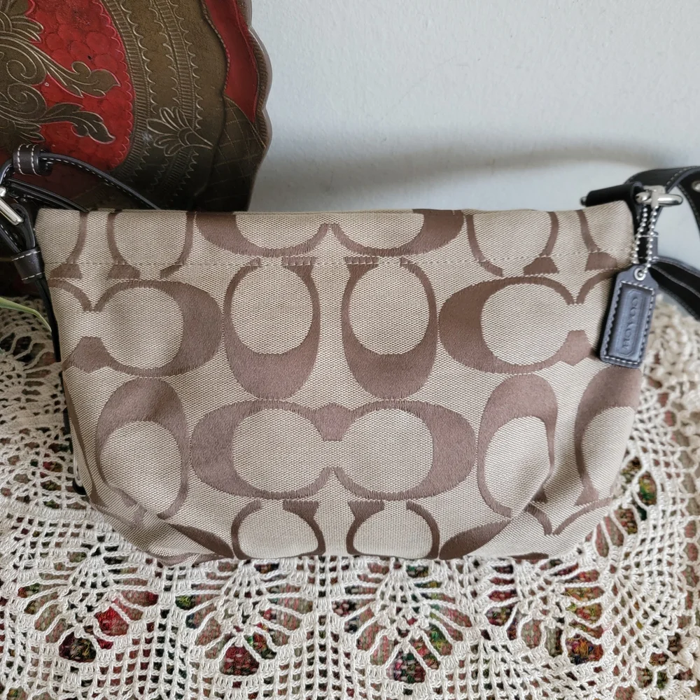 Coach Baguette Signature Shoulder Bag Crossbody Bag - Picture 6 of 9